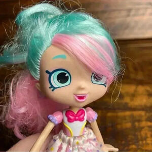 Shopkins Shoppies Season 8 World Vacation Peppa-Mint Doll